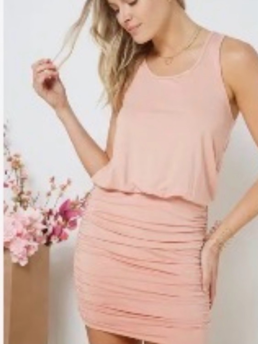 pink stretchy dress - Picture 4 of 4